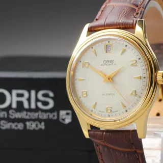 Oris 7445 32mm Stainless steel Champagne