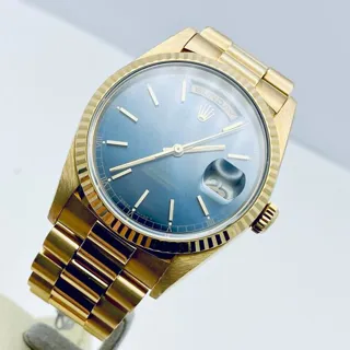 Rolex Day-Date 36 18238 (DAY-DATE  (UP TO 2000)) 36mm Yellow gold Blue