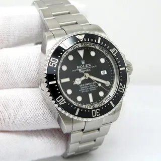 Rolex Sea-Dweller Deepsea 126660 44mm Stainless steel Black