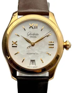 Glashütte Lady Serenade 1-39-22-09-01-44 36mm Rose gold White