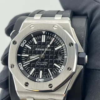 Audemars Piguet Royal Oak Offshore Diver 15710ST.OO.A002CA.01 ( OAK  ) 42mm Stainless steel Black