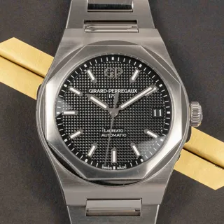 Girard-Perregaux Laureato 81010-11-634-11A 42mm Stainless steel Black