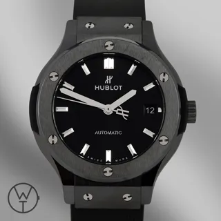 Hublot Classic Fusion 45, 42, 38, 33  565.CM.1470.RX 38mm Black ceramic Black