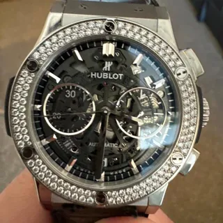 Hublot Classic Fusion 525.NX.0170.LR.1104 45mm Titanium Black