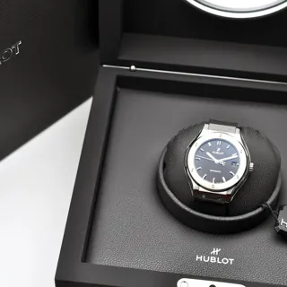 Hublot Classic Fusion 565.NX.1470.RX 38mm Titanium Black