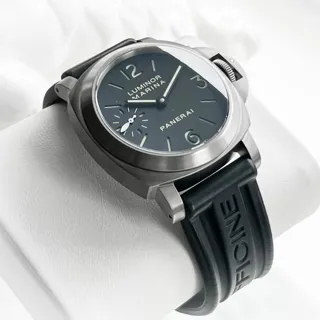 Panerai Luminor Marina PAM 00177 44mm Titanium Black