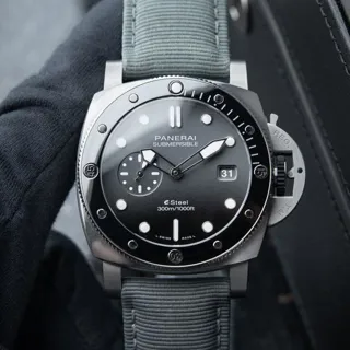 Panerai Luminor Submersible PAM 01288 44mm Stainless steel Gray