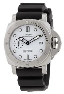 Panerai Submersible PAM 01223 Stainless steel White