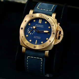 Panerai Submersible PAM01074 42mm Bronze Blue