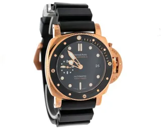 Panerai Submersible PAM01164 42mm Rose gold Black