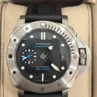 Panerai Submersible PAM02973 42mm Stainless steel Black