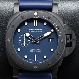 Panerai Submersible PAM 01232 44mm Carbon Blue