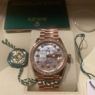 Rolex Day-Date 36 128235 36mm Rose gold White