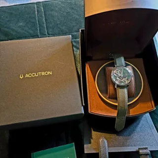 Bulova Accutron 2ES6A002 43.5mm green