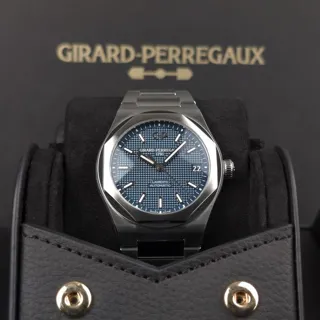 Girard-Perregaux Laureato 81010-11-431-11A 42mm Stainless steel Blue