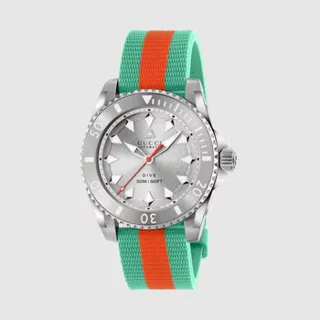 Gucci Dive YA136351 Stainless steel Silver