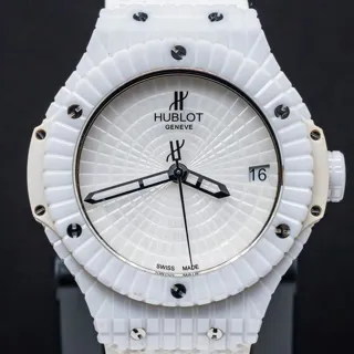 Hublot Big Bang Caviar 346.HX.2800.RW 41mm Ceramic White