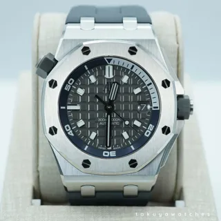 Audemars Piguet Royal Oak Offshore Diver 15720ST.OO.A009CA.01 42mm Stainless steel Gray