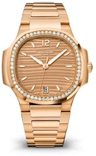 Patek Philippe Nautilus 7118/1200R-010 35mm Rose gold Brown