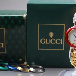 Gucci 11/12 26mm Stainless steel White