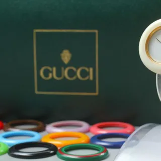 Gucci 11/12 26mm Stainless steel White