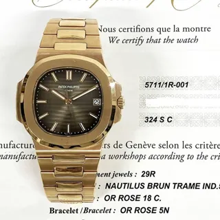 Patek Philippe Nautilus 5711/1R-001 40mm Rose gold Brown