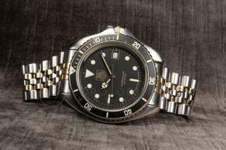 tag-heuer-professional-200m-