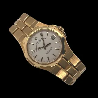 Vacheron Constantin Overseas 42040 37mm Yellow gold White