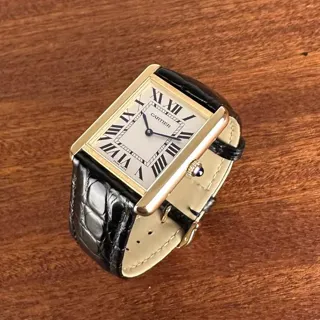 Cartier Tank Solo W5200004 35mm Yellow gold Silver