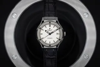 Hublot Big Bang 565.NX.2611.RX 38mm Titanium White