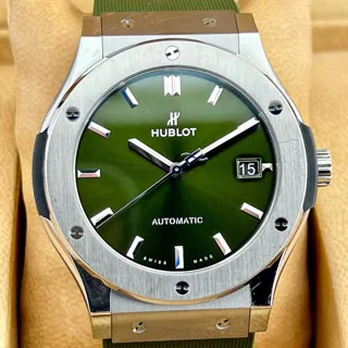 Hublot Classic Fusion 511.NX.8970.RX 45mm Titanium Green