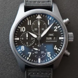 IWC Pilot Chronograph Top Gun IW3881-06 41mm Ceramic Black