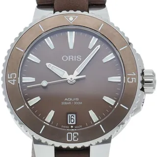 Oris Aquis Date 01 733 7731 4156-07 3 18 01FC 36.5mm Stainless steel Brown