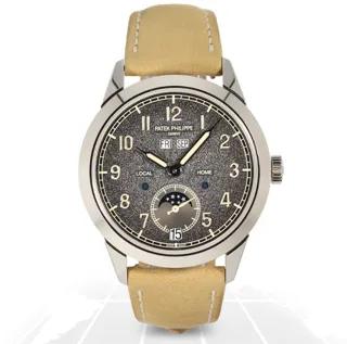 Patek Philippe Complications Annual Calendar 5326G-001 41mm White gold Gray