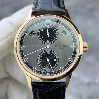 Patek Philippe Annual Calendar Regulator 5235/50R-001 40.5mm Rose gold Black