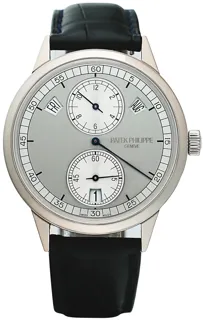 Patek Philippe Complications Annual Calendar 5235G-001 40mm White gold Silver