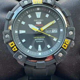 Seiko 5 Sports 46mm Stainless steel Black