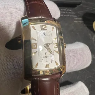 Baume & Mercier Hampton MV045224 26mm Yellow gold White