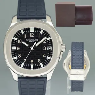 Patek Philippe Aquanaut 5065A 38mm Stainless steel Black