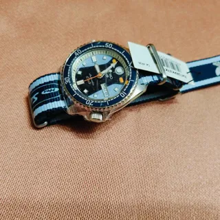 Seiko 5 Sports SRPK37K1 42.5mm Plastic