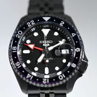 Seiko 5 Sports SSK027K1 Stainless steel Black