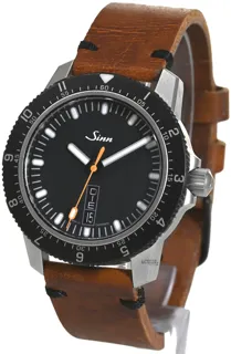 Sinn 105 St Sa 105.010 41mm Stainless steel Black