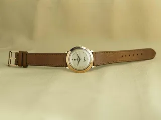 Universal Genève 506502-2B 35mm Rose gold Silver