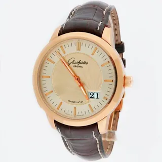 Glashütte Senator Panorama Date 100-03-11-01-04 40mm Rose gold Silver