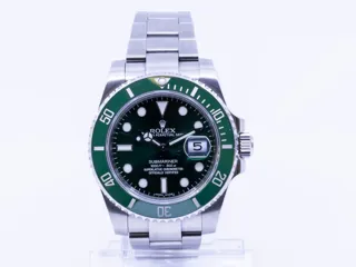 Rolex Submariner Hulk 116610LV 40mm Stainless steel Green