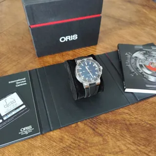 Oris Aquis Date 0173376534135-0782601PEB 43mm Stainless steel Blue