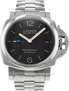 Panerai Luminor PAM 00722 42mm Brushed/polished steel Black