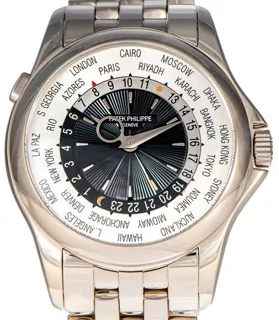 Patek Philippe World Time 5130/1G-010 39mm White gold Black and Silver