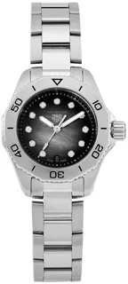 TAG Heuer Aquaracer 30mm Stainless steel Black