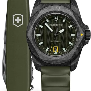 Victorinox I.N.O.X. 242021.1 41mm Carbon fiber Green